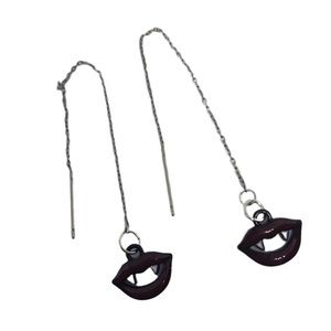 Vampire Mouth - Fang Charm threader earrings - handmade - goth gothic grunge new